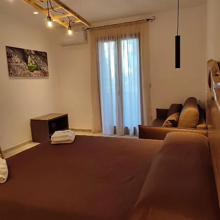 San Vito Couette-café