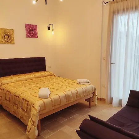 Couette-café San Vito 4*