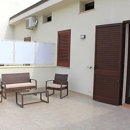 San Vito Couette-café 4*